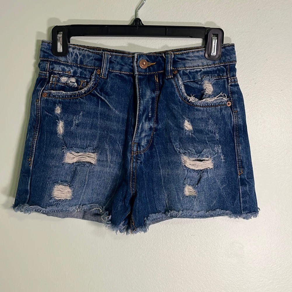Stradivarius women’s short
